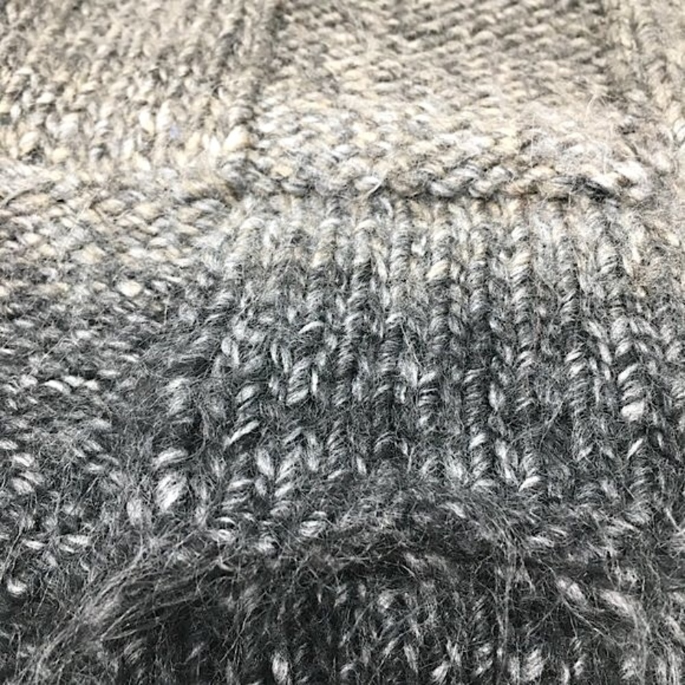 Handknitted Black Grey Ombre Unisex Hat Beanie and Scarf Set - Picture 16 of 16